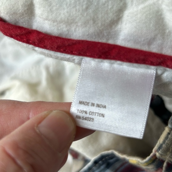 Old Navy Shorts Madras Plaid Patchwork Red Blue Pockets Summer Festival Size 33 - Picture 8 of 8